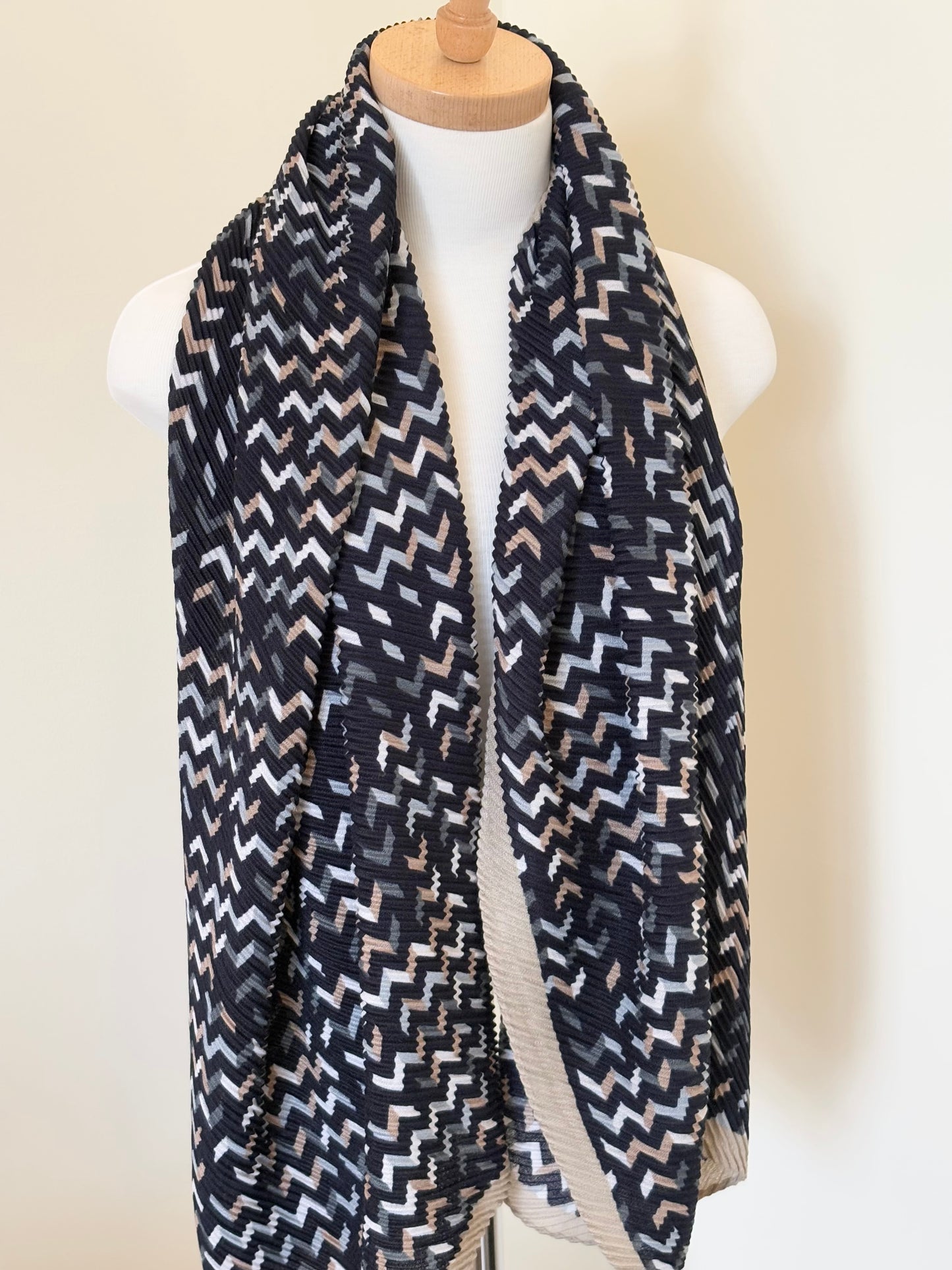 Navy and Beige Crinkle Viscose Scarf