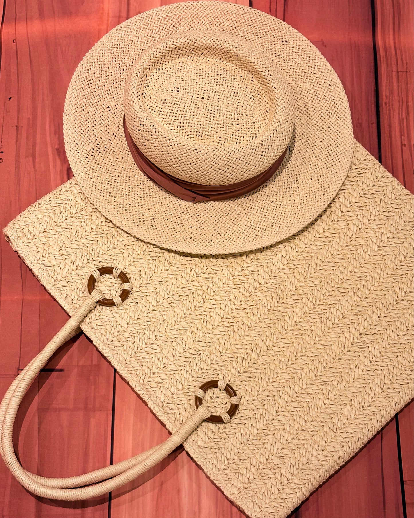 Light Beige Large Straw Bag