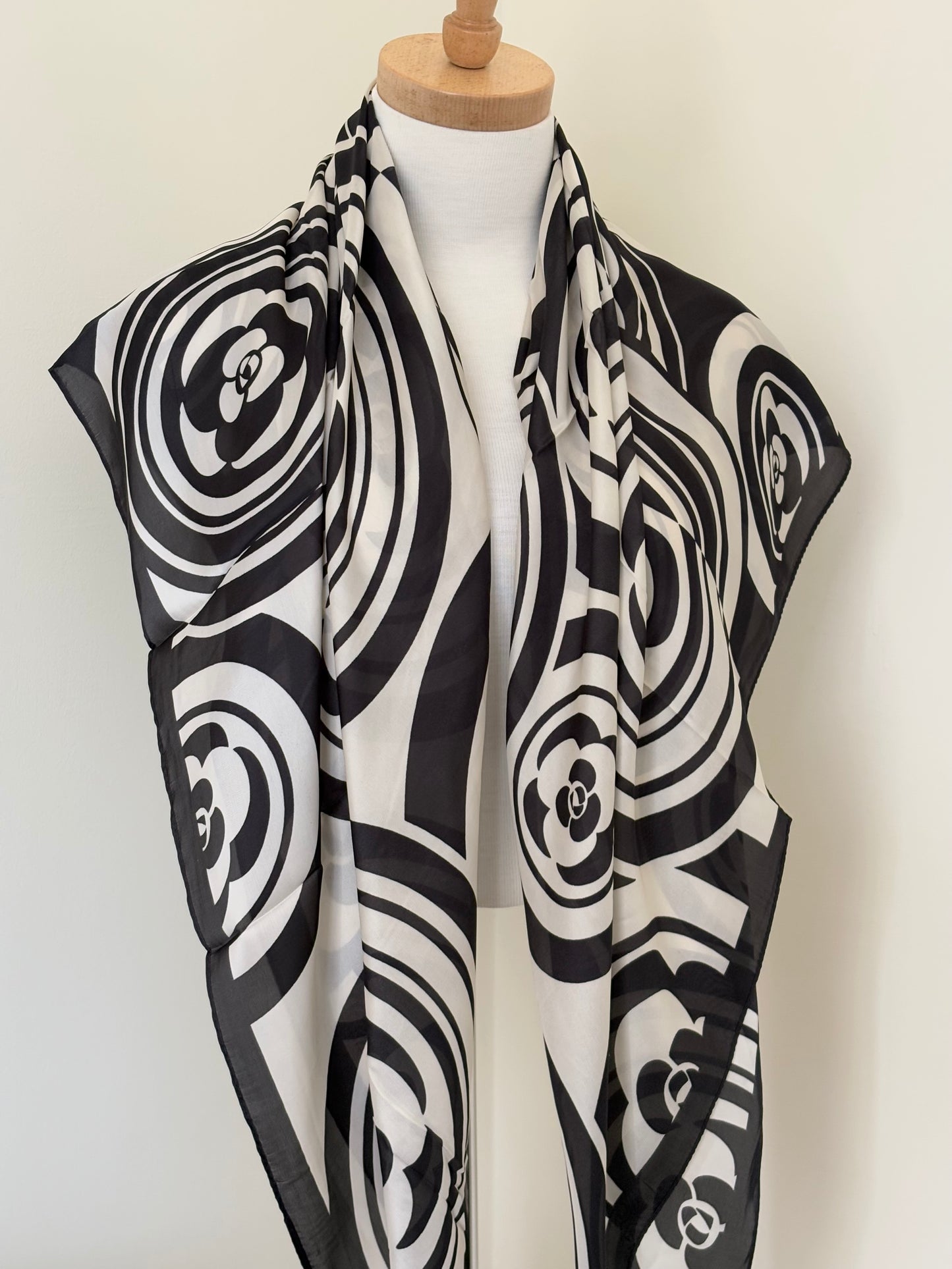 Black and White Silk Neck Scarf