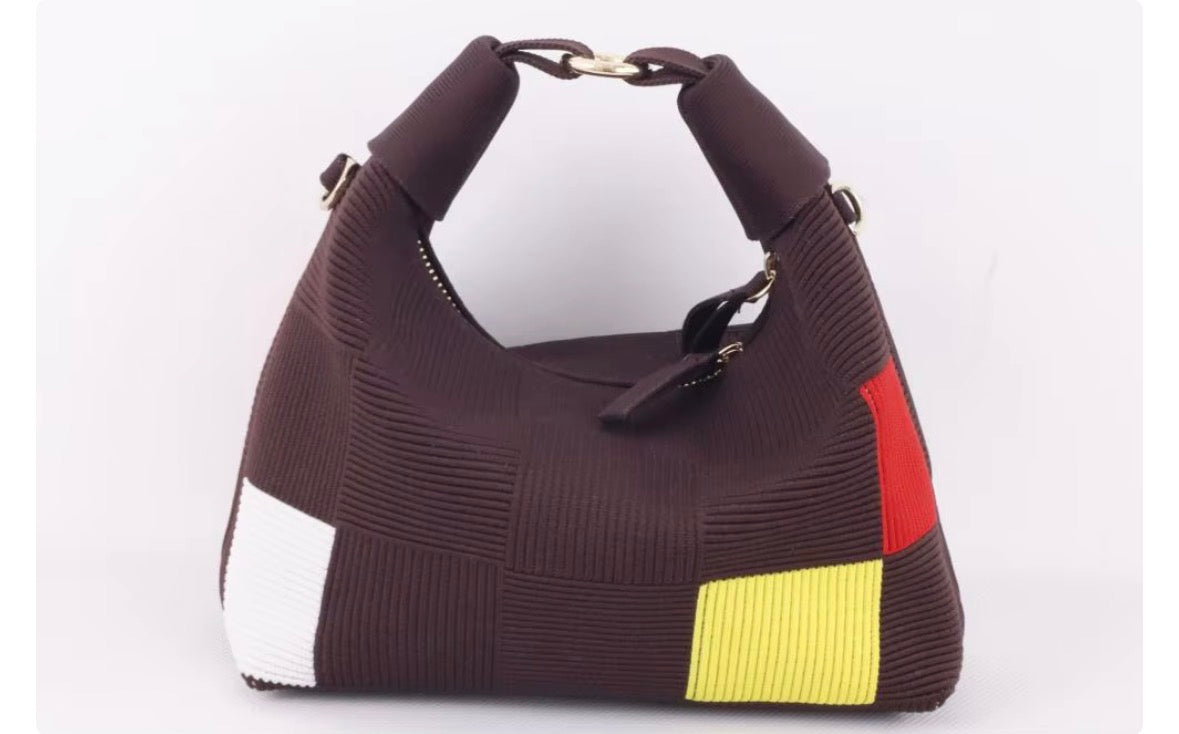 Knitted brown shoulder bag