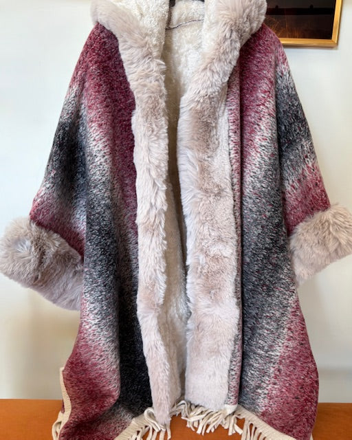 Extra Thick Wool Poncho with Fur Collar